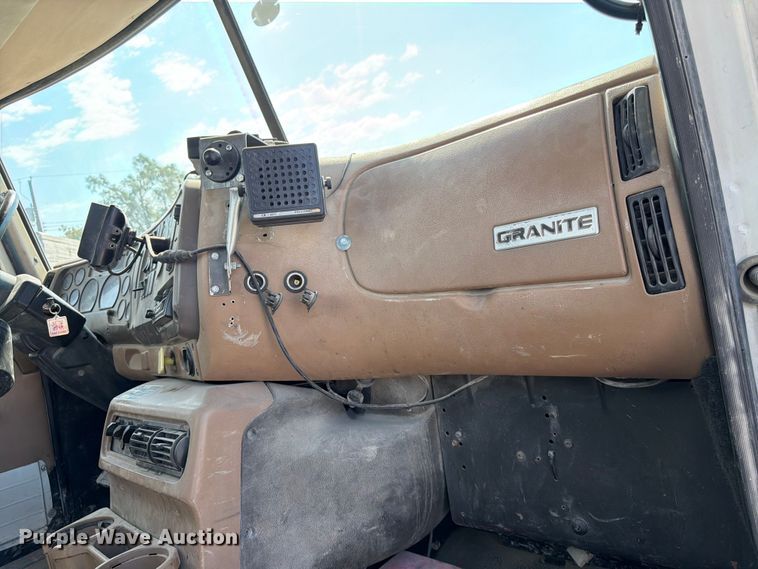 image for item DN6664 2004 Mack Granite CV713 ready mix truck
