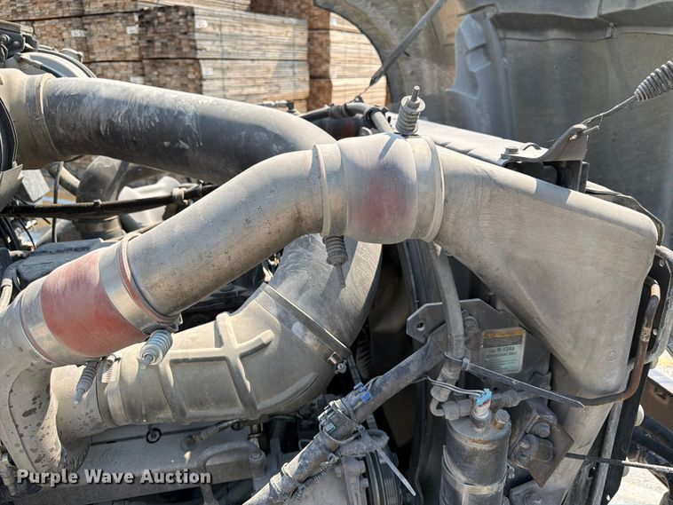 image for item DN6664 2004 Mack Granite CV713 ready mix truck