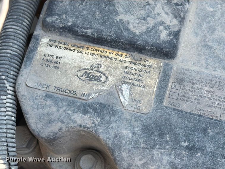 image for item DN6664 2004 Mack Granite CV713 ready mix truck