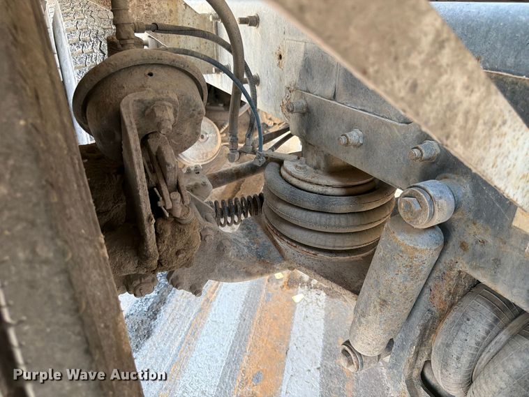 image for item DN6664 2004 Mack Granite CV713 ready mix truck