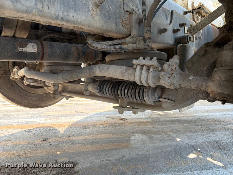 image for item DN6664 2004 Mack Granite CV713 ready mix truck