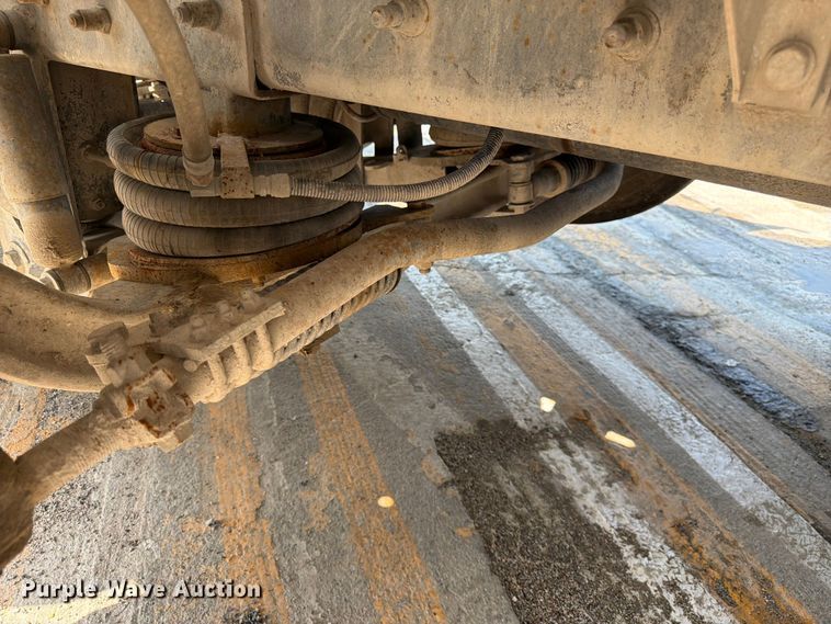 image for item DN6664 2004 Mack Granite CV713 ready mix truck