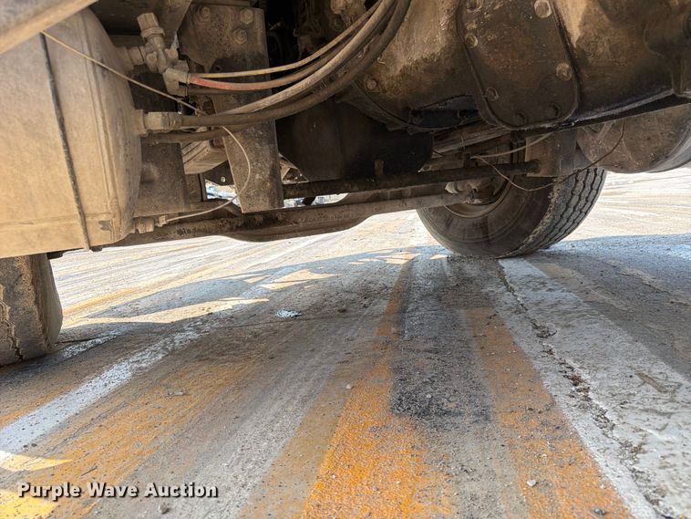 image for item DN6664 2004 Mack Granite CV713 ready mix truck
