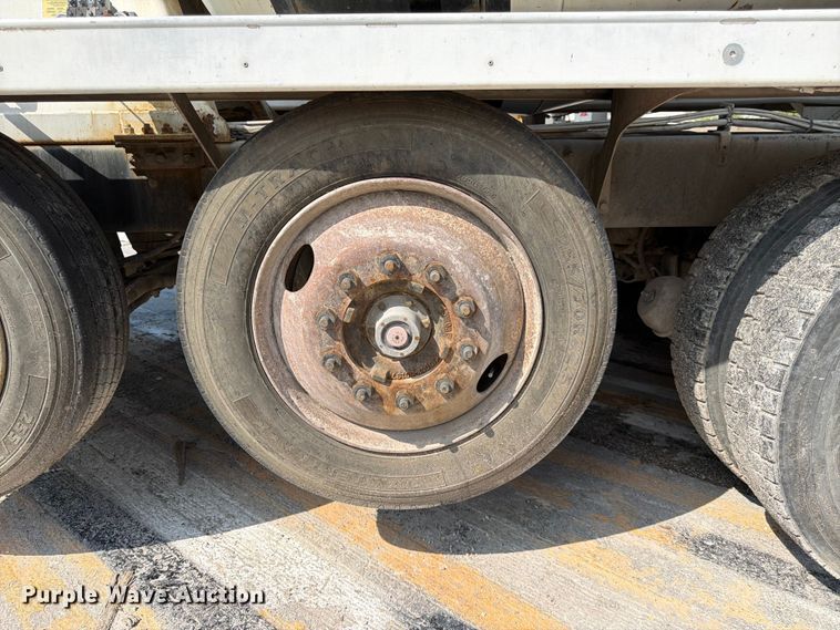 image for item DN6664 2004 Mack Granite CV713 ready mix truck