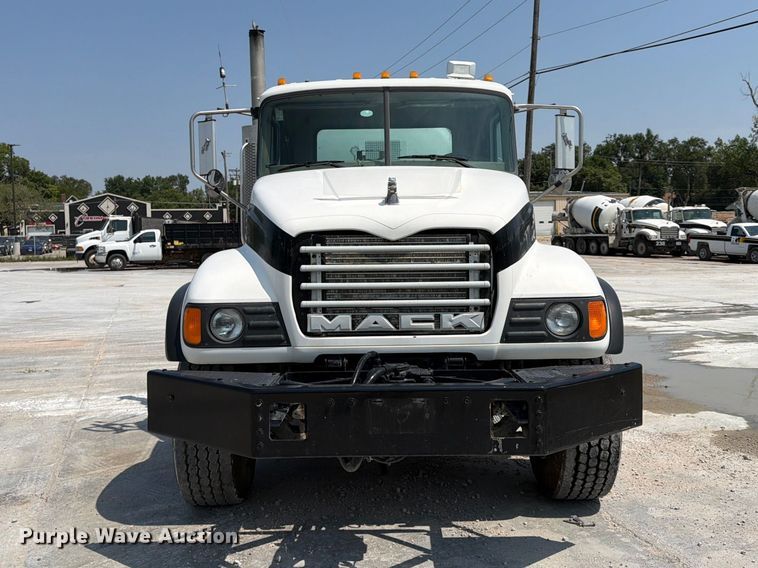image for item DN6665 2004 Mack Granite CV713 ready mix truck