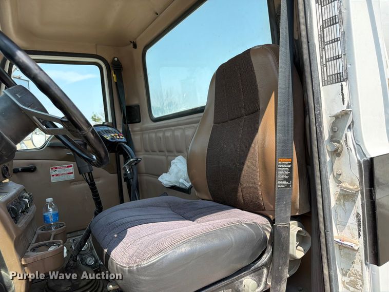 image for item DN6665 2004 Mack Granite CV713 ready mix truck