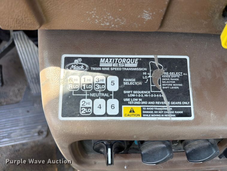 image for item DN6665 2004 Mack Granite CV713 ready mix truck