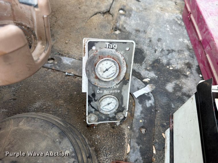 image for item DN6665 2004 Mack Granite CV713 ready mix truck
