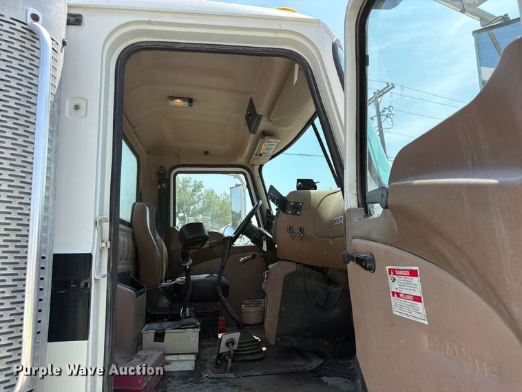 image for item DN6665 2004 Mack Granite CV713 ready mix truck