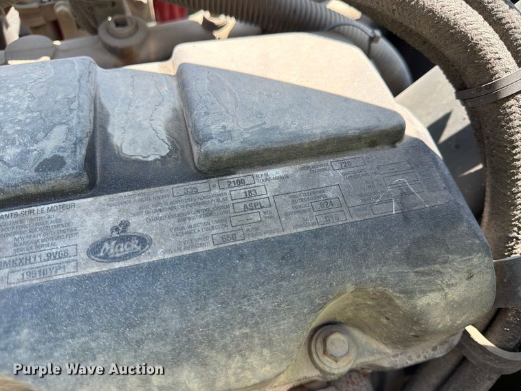 image for item DN6665 2004 Mack Granite CV713 ready mix truck