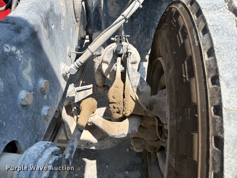 image for item DN6665 2004 Mack Granite CV713 ready mix truck