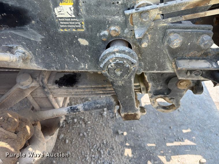 image for item DN6665 2004 Mack Granite CV713 ready mix truck