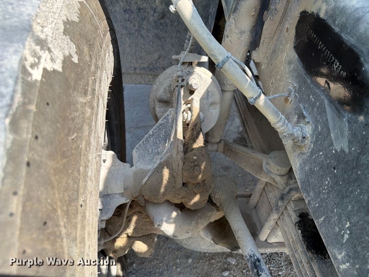 image for item DN6665 2004 Mack Granite CV713 ready mix truck