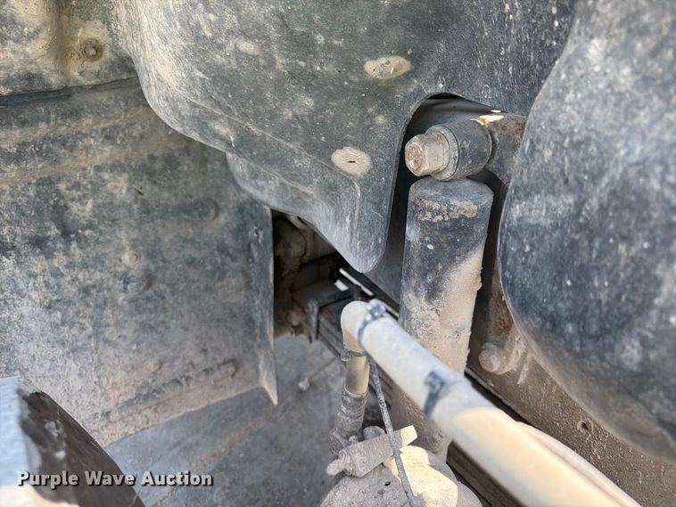 image for item DN6665 2004 Mack Granite CV713 ready mix truck