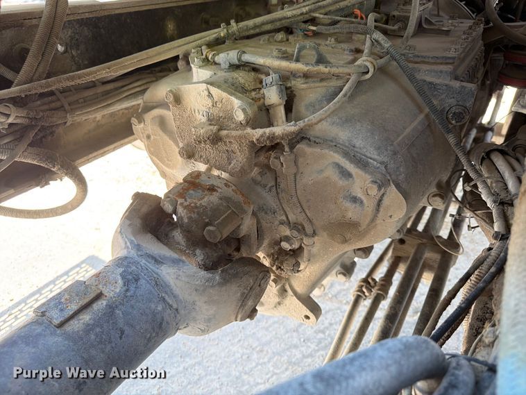 image for item DN6665 2004 Mack Granite CV713 ready mix truck