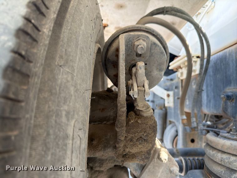 image for item DN6665 2004 Mack Granite CV713 ready mix truck