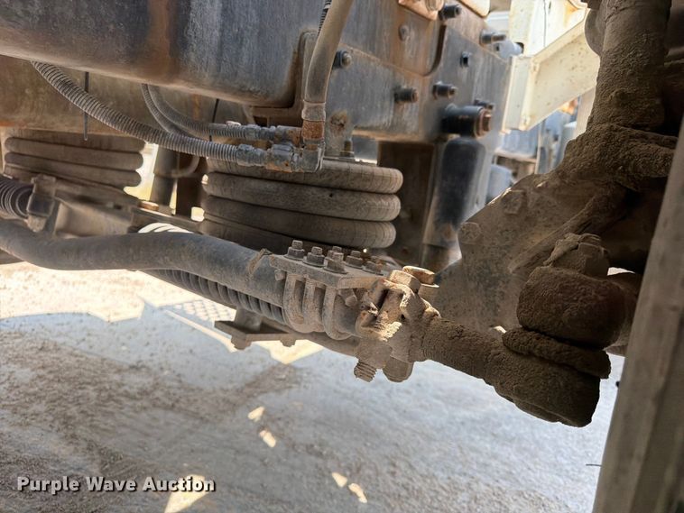 image for item DN6665 2004 Mack Granite CV713 ready mix truck