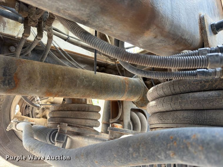 image for item DN6665 2004 Mack Granite CV713 ready mix truck