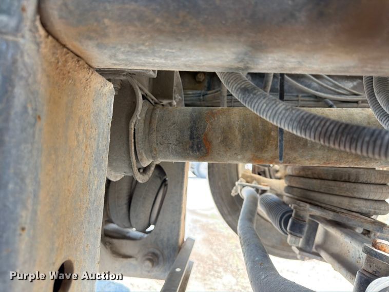 image for item DN6665 2004 Mack Granite CV713 ready mix truck
