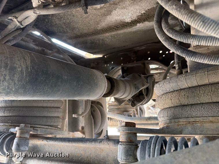 image for item DN6665 2004 Mack Granite CV713 ready mix truck