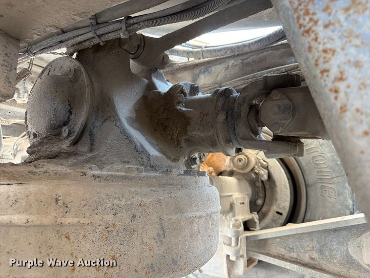 image for item DN6665 2004 Mack Granite CV713 ready mix truck