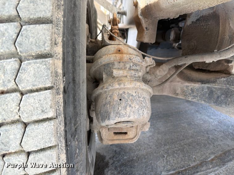 image for item DN6665 2004 Mack Granite CV713 ready mix truck