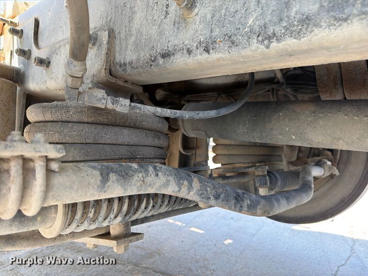 image for item DN6665 2004 Mack Granite CV713 ready mix truck