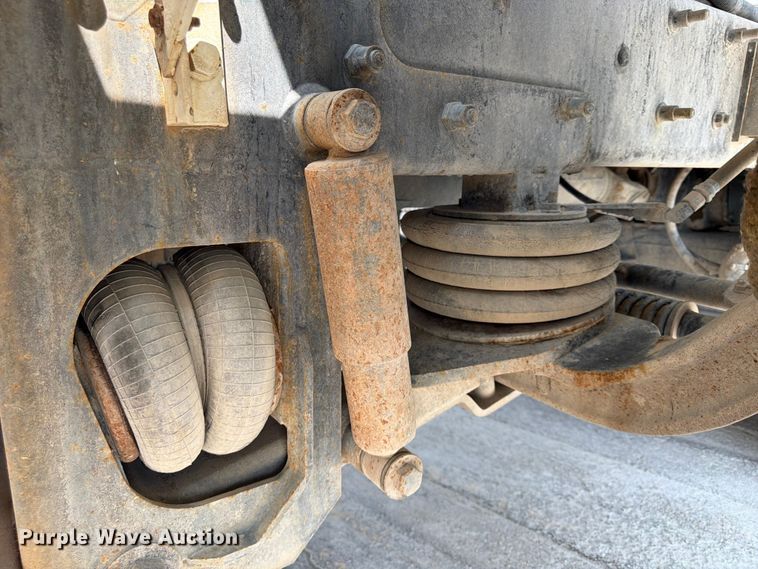 image for item DN6665 2004 Mack Granite CV713 ready mix truck