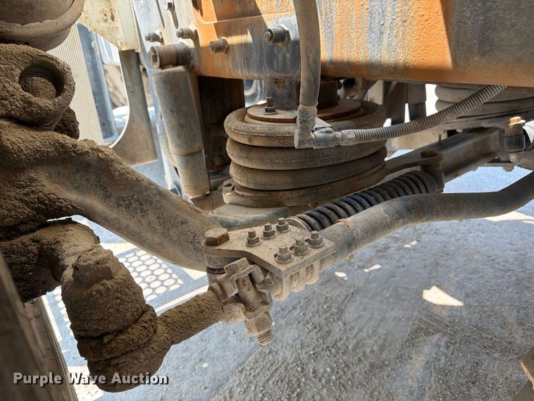 image for item DN6665 2004 Mack Granite CV713 ready mix truck