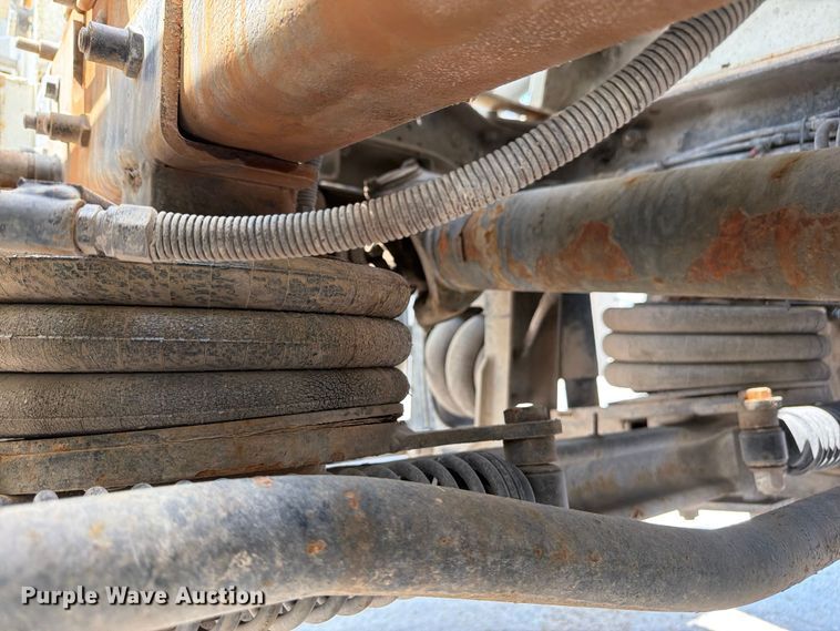 image for item DN6665 2004 Mack Granite CV713 ready mix truck