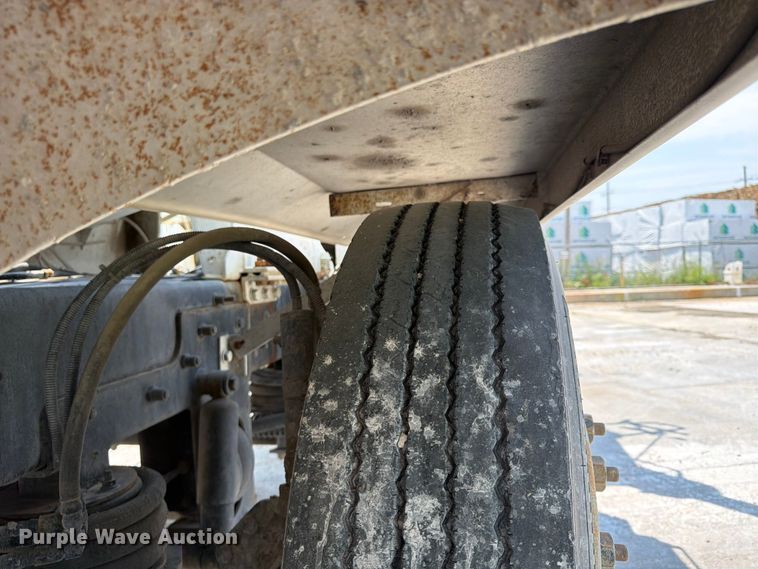 image for item DN6665 2004 Mack Granite CV713 ready mix truck