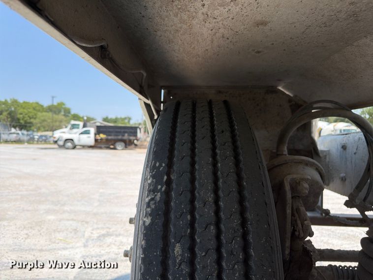 image for item DN6665 2004 Mack Granite CV713 ready mix truck