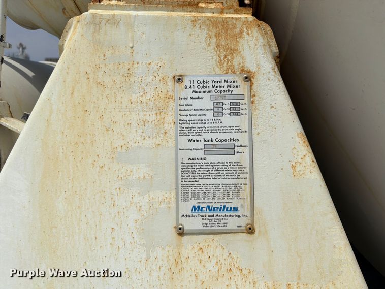 image for item DN6665 2004 Mack Granite CV713 ready mix truck