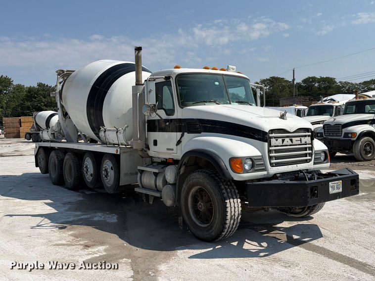 image for item DN6667 2006 Mack Granite CV713  ready mix truck