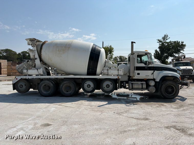 image for item DN6667 2006 Mack Granite CV713  ready mix truck