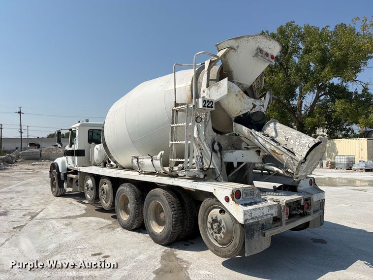 image for item DN6667 2006 Mack Granite CV713  ready mix truck