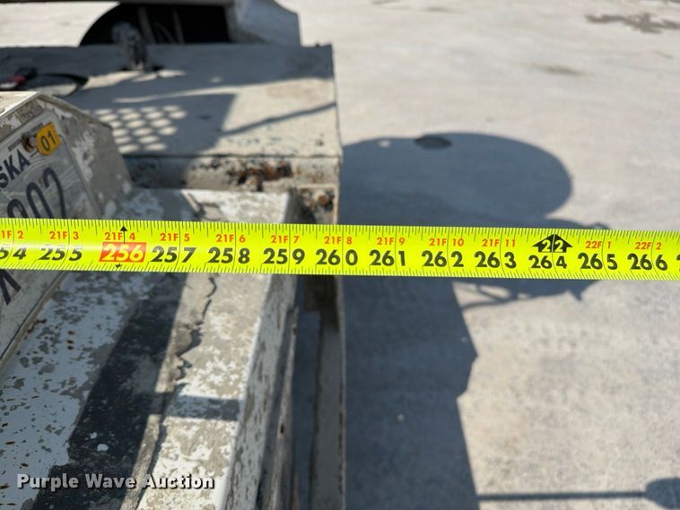image for item DN6667 2006 Mack Granite CV713  ready mix truck