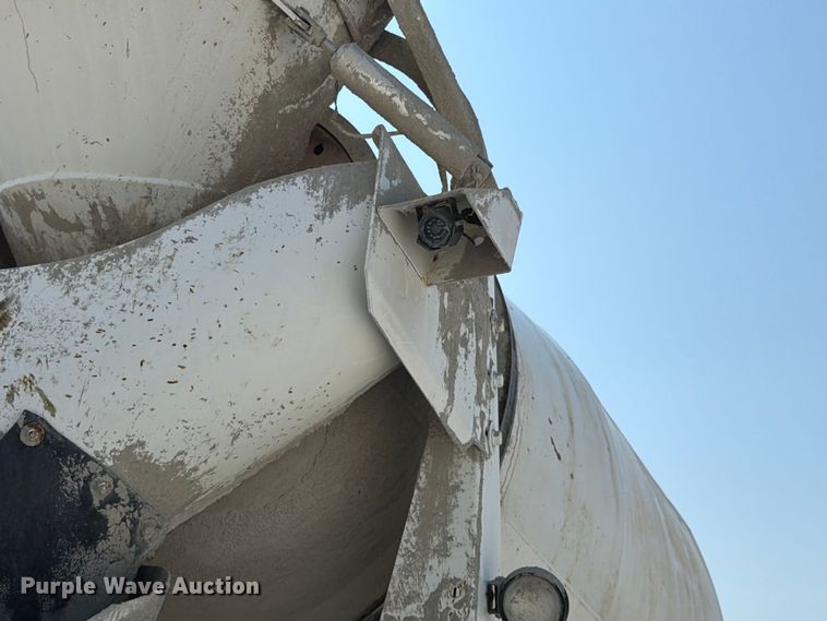 image for item DN6667 2006 Mack Granite CV713  ready mix truck