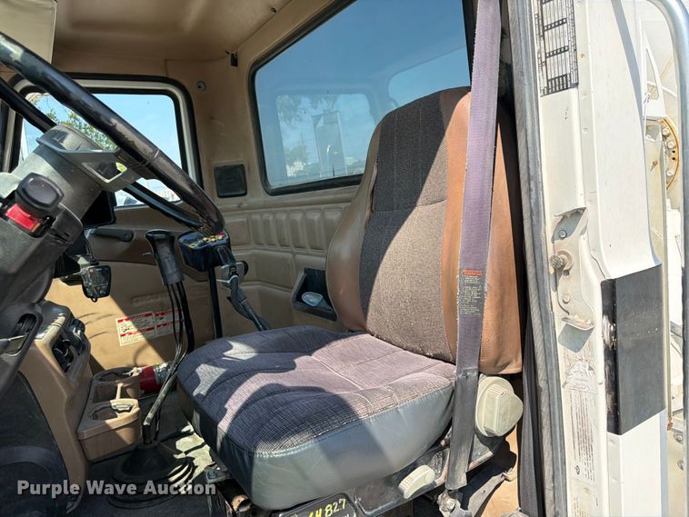 image for item DN6667 2006 Mack Granite CV713  ready mix truck