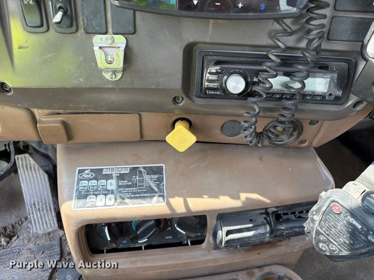 image for item DN6667 2006 Mack Granite CV713  ready mix truck