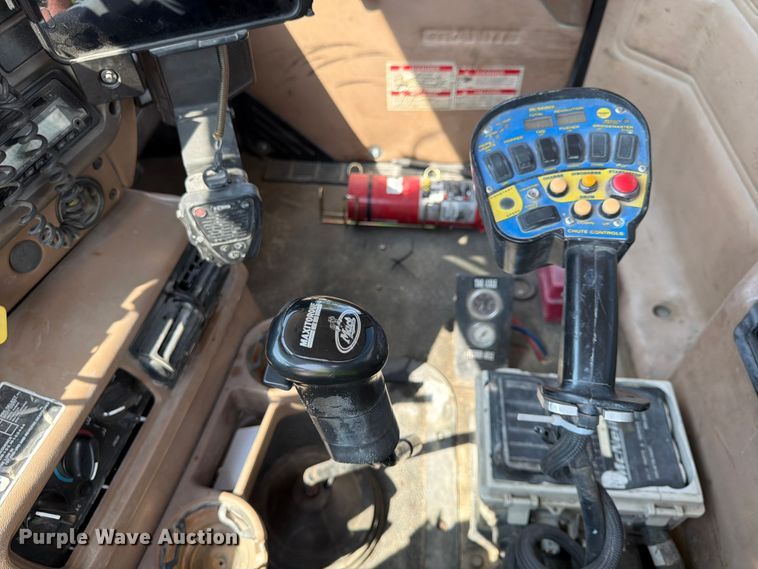 image for item DN6667 2006 Mack Granite CV713  ready mix truck