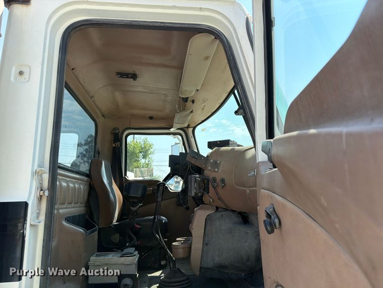 image for item DN6667 2006 Mack Granite CV713  ready mix truck