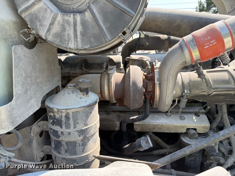 image for item DN6667 2006 Mack Granite CV713  ready mix truck