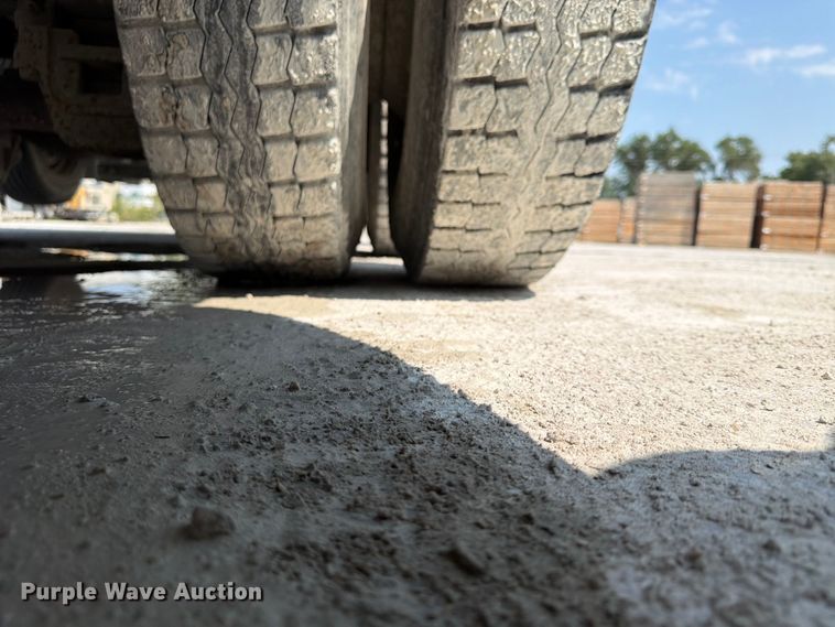 image for item DN6667 2006 Mack Granite CV713  ready mix truck
