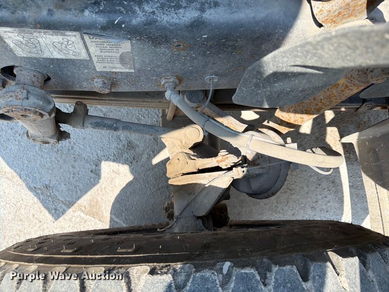 image for item DN6667 2006 Mack Granite CV713  ready mix truck