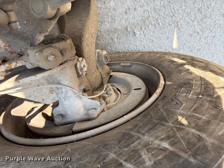 image for item DN6667 2006 Mack Granite CV713  ready mix truck