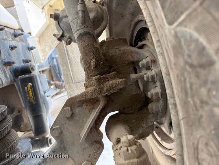 image for item DN6667 2006 Mack Granite CV713  ready mix truck