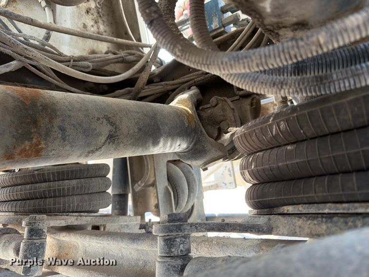 image for item DN6667 2006 Mack Granite CV713  ready mix truck