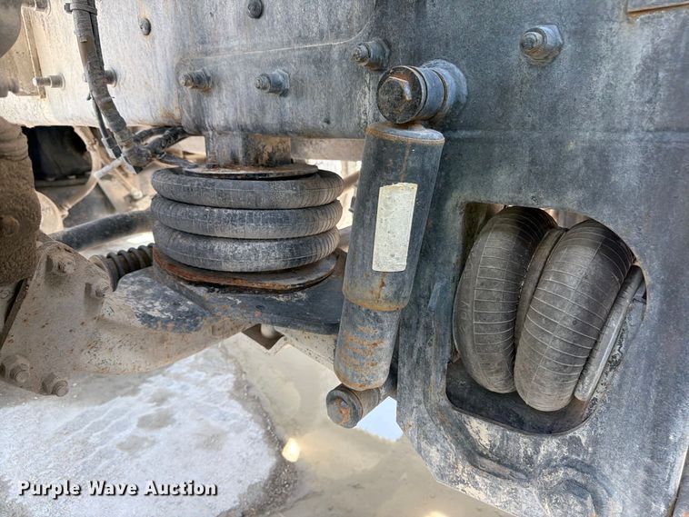 image for item DN6667 2006 Mack Granite CV713  ready mix truck