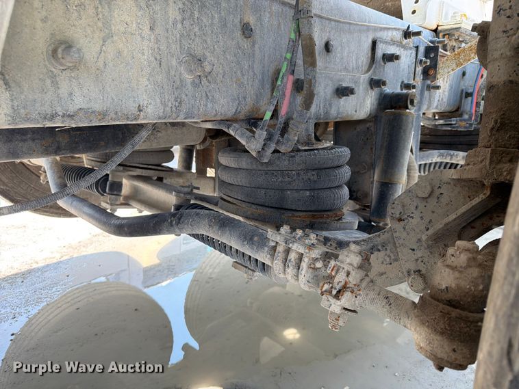 image for item DN6667 2006 Mack Granite CV713  ready mix truck